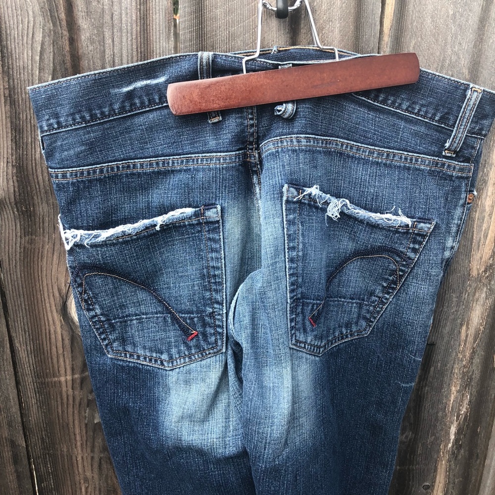 Guess Jeans - Picture 5 of 8
